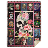 Flower Skull Blankets, Hibiscus Flowers Grow In Skulls Quilt, Fleece Sherpa MSHL Premium Sherpa Blanket 60x80