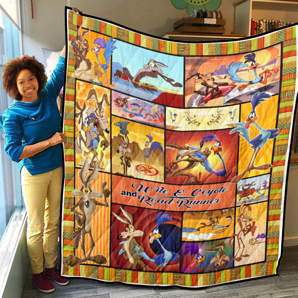 Looney Tunes Quilt, Wile E. Coyote and the Road Runner Quilt Blanket