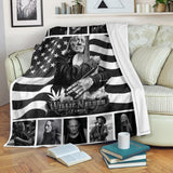 Willie Nelson Black And White Quilt copy