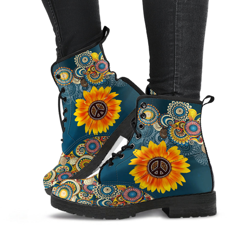 Manadala Peace Sign, Purple Black, Women's Boots, Vegan Leather, Combat Style Boots, Black Pink, 1960's 1970's, Hippie Gyspy Fairy - up lai