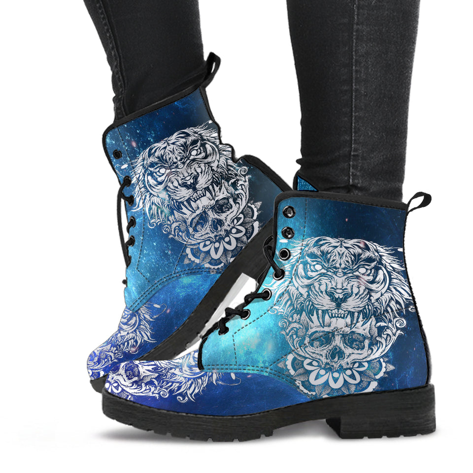 Womens Skull Boots, warrior Womens boot, premium Boots Women, Handcrafted Boots, Winter Boots Women, Womens Rain Boots