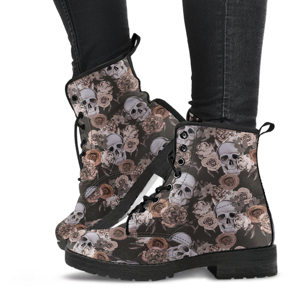 Womens Skull Boots, Womens Black Boot, Sugar Skulls, Handcrafted Shoes, snow Boots Women