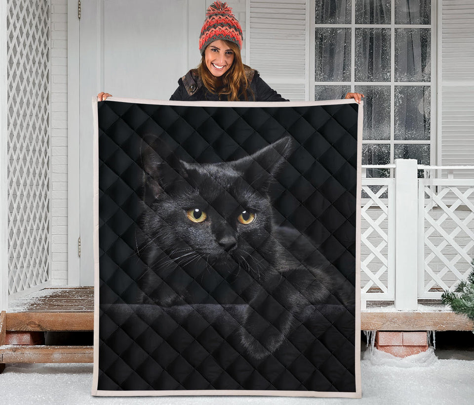 black cat quilt