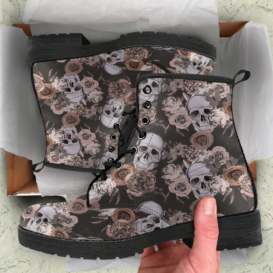 Womens Skull Boots, Womens Black Boot, Sugar Skulls, Handcrafted Shoes, snow Boots Women