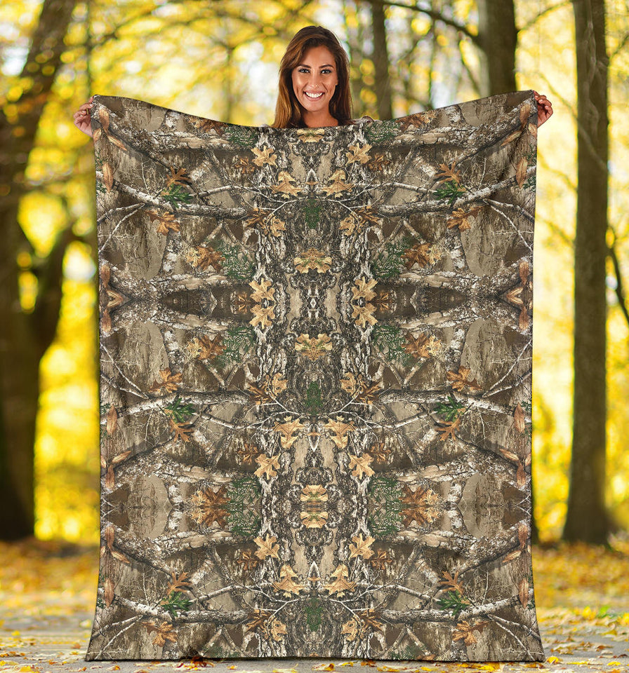 Realtree Hunting Camouflage Deer Hunter Camo Pattern