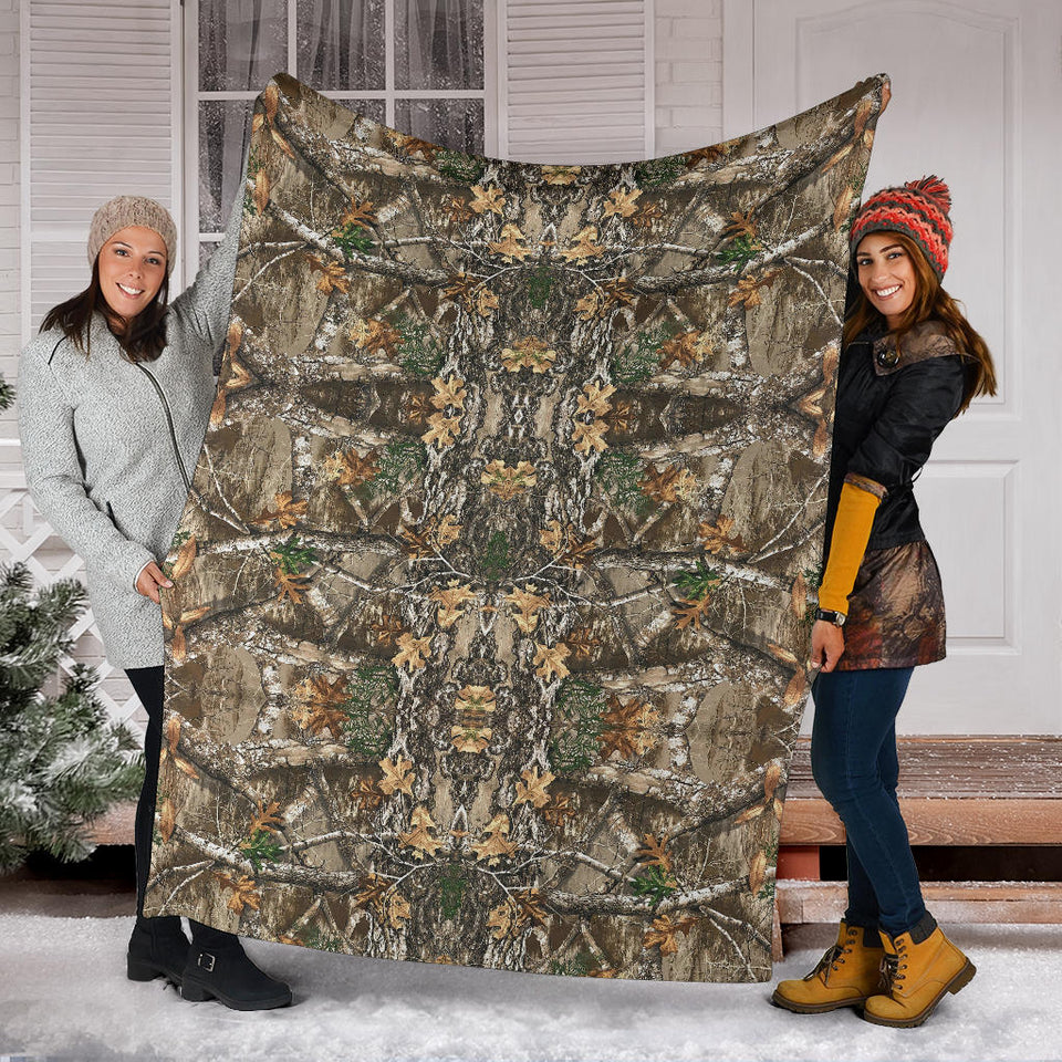 Realtree Hunting Camouflage Deer Hunter Camo Pattern