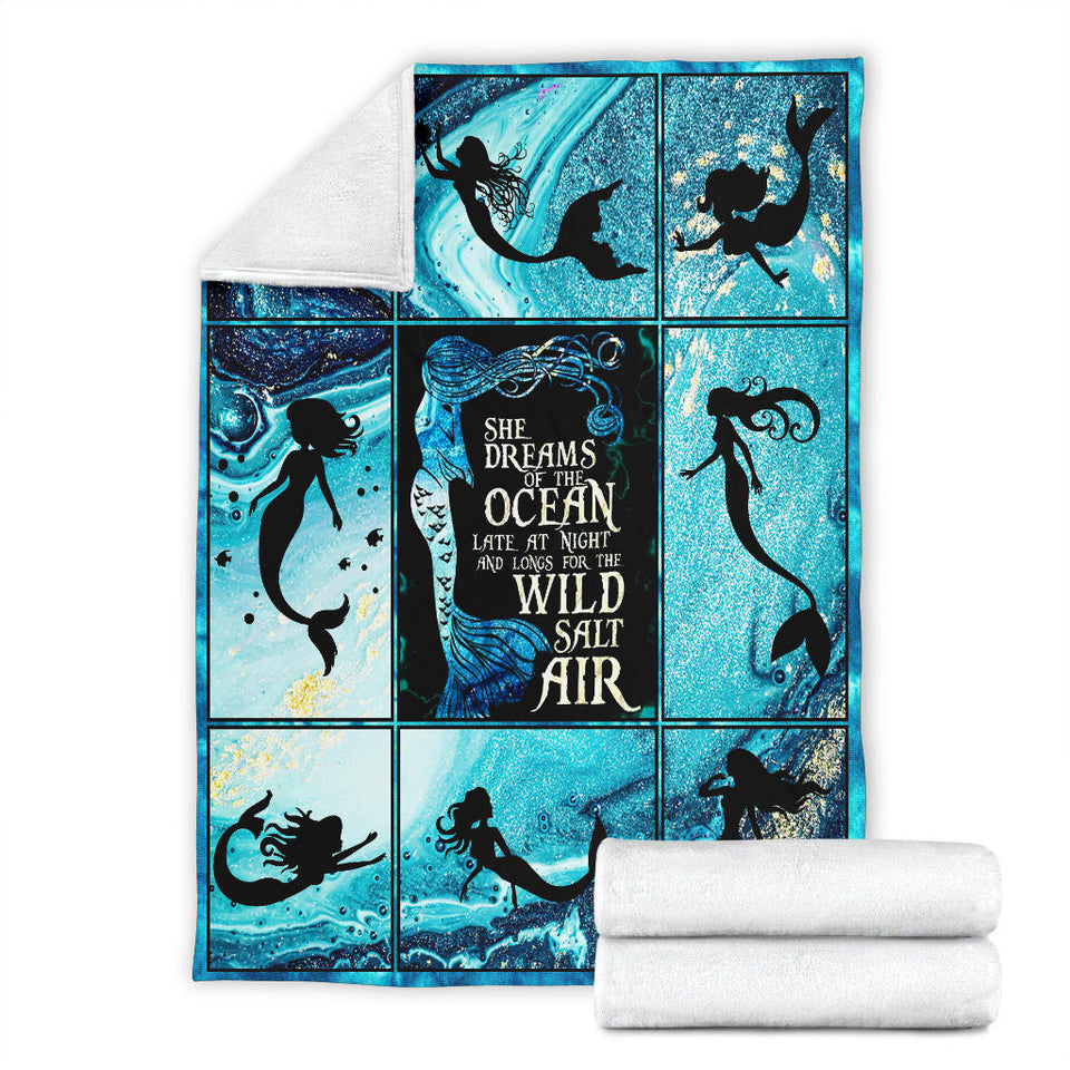 Mermaid Blanket She dreams of the ocean blanket